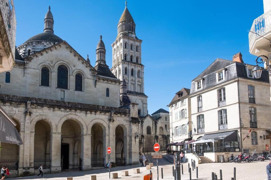 شقة Famille Au Coeur De Périgueux المظهر الخارجي الصورة
